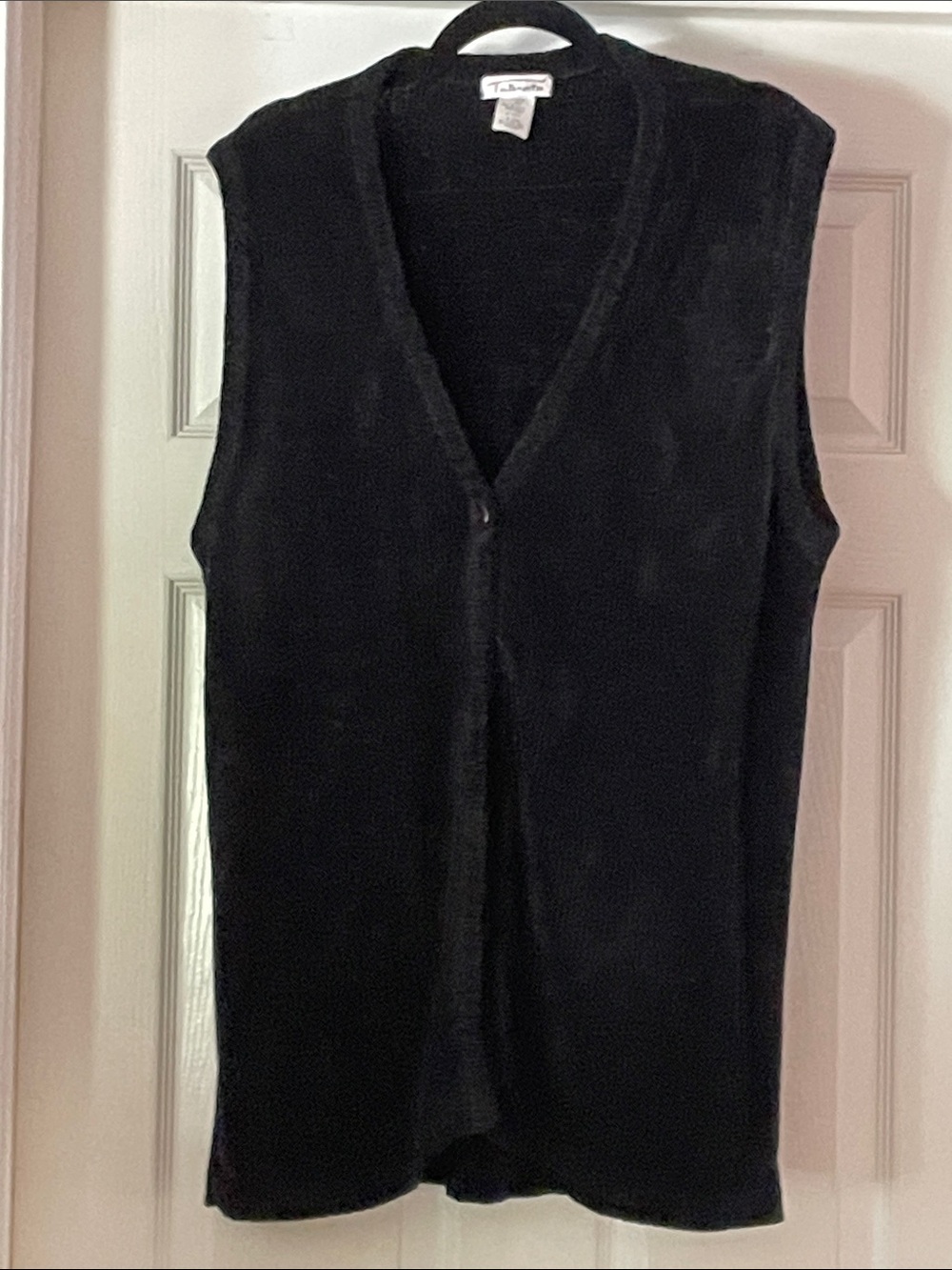 T Tahari Black Sleeveless V-Neck Knit Vest - Single-Button Closure